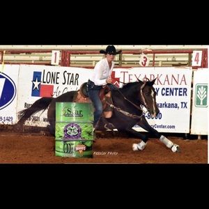 Meet your Posher, Linda